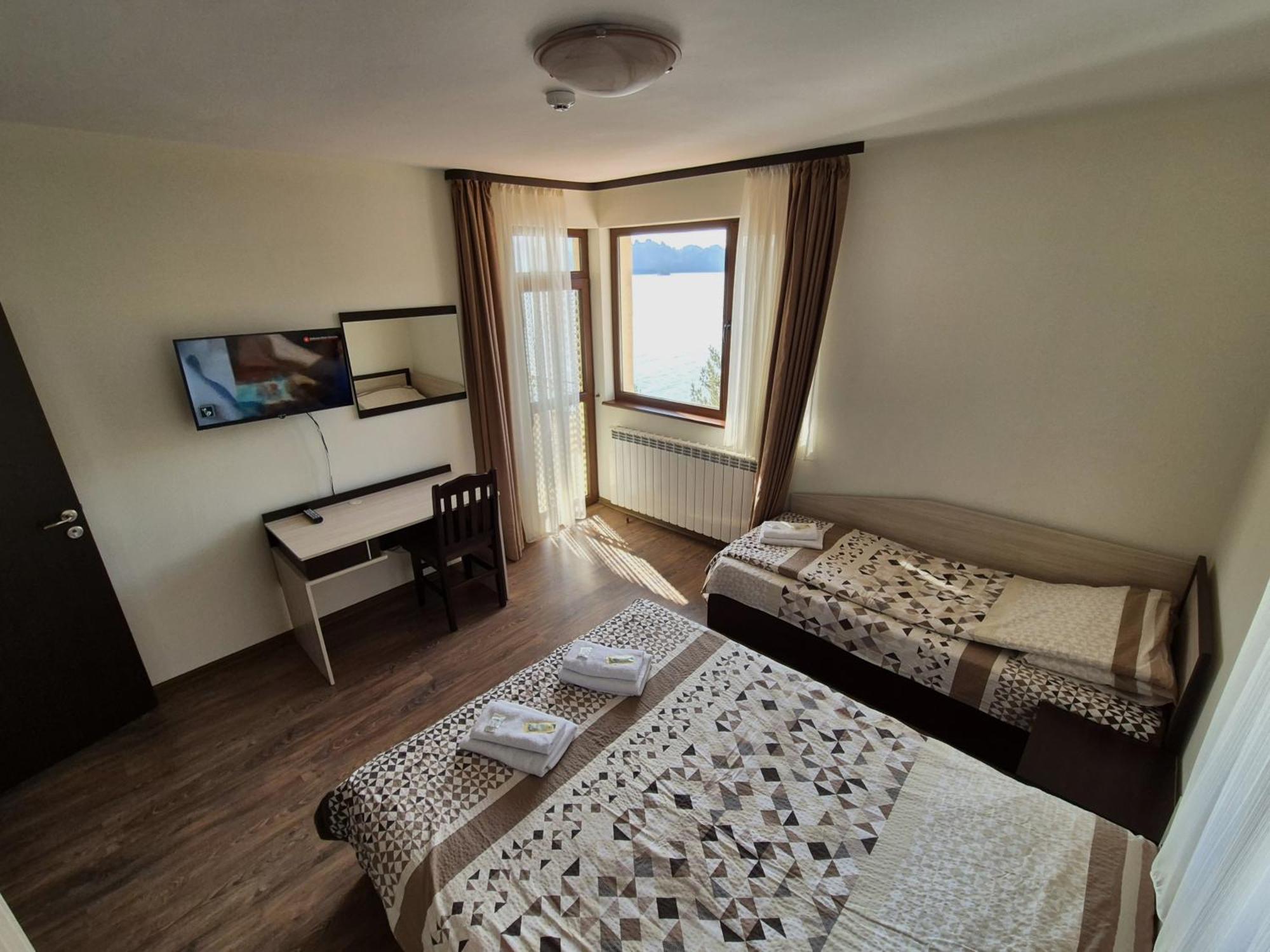 Divna Guest House Dospat Esterno foto